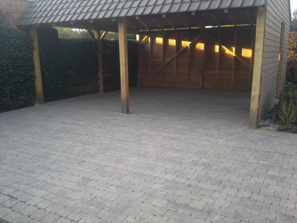 oprit klinkers carport